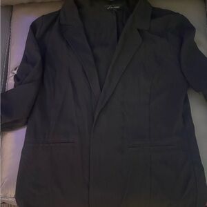 From office to evening, the Anywhere Blazer